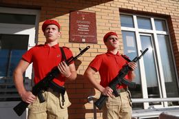 Олега Кузмина «Школа в п. Усть-Яруль» 